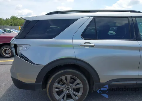 2021 Ford Explorer Xlt z USA, uszkodzony, nr VIN 1FMSK8DH6MGC13061